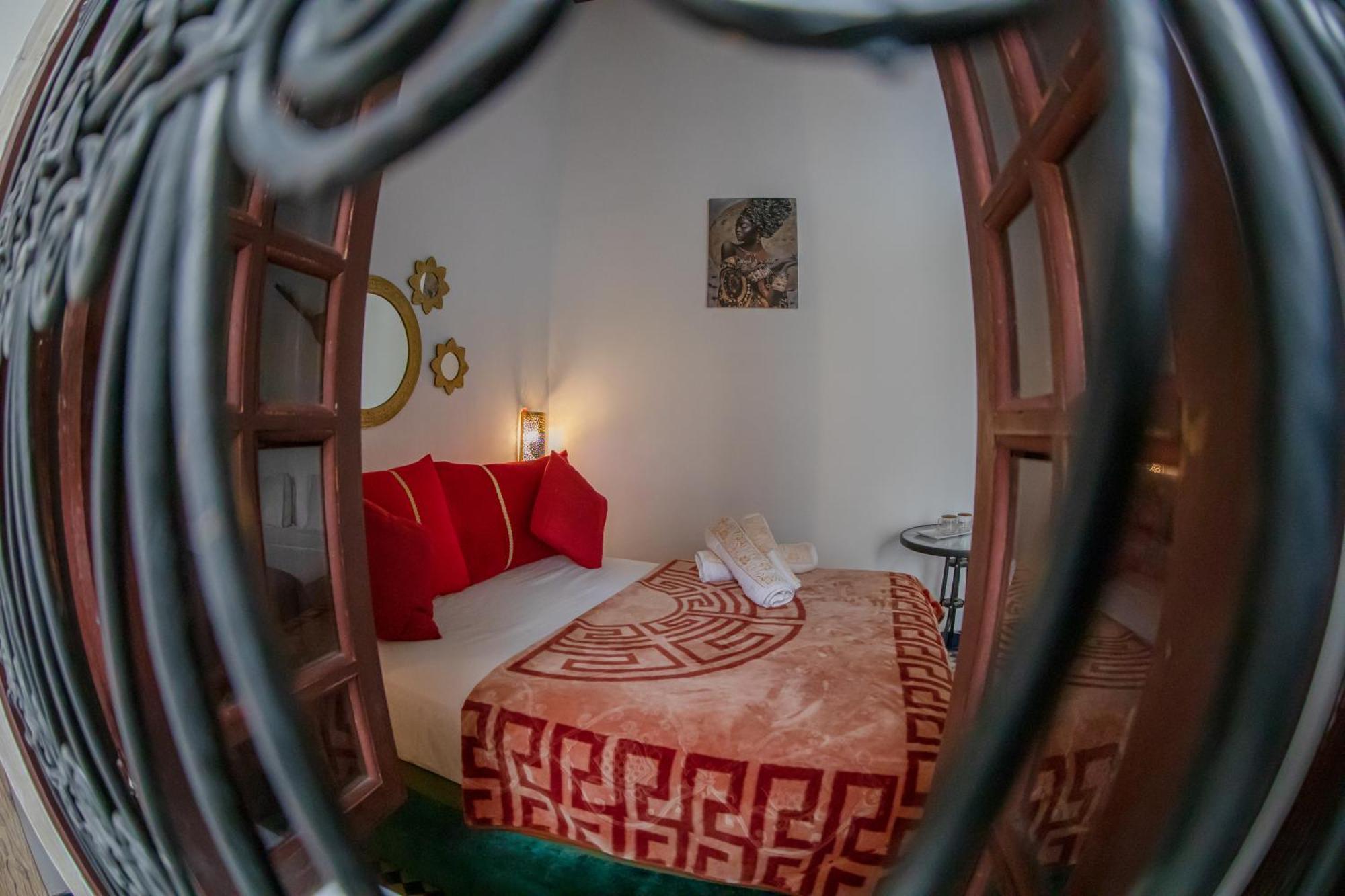 Riad Fes Dar エクステリア 写真